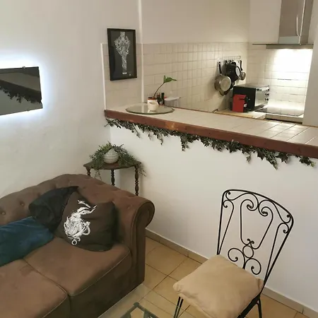 Logement Climatise En Plein Centre D'ajaccio, A 3mn De La Plage, Proche De Toutes Commodites Appartement Ajaccio (Corsica)